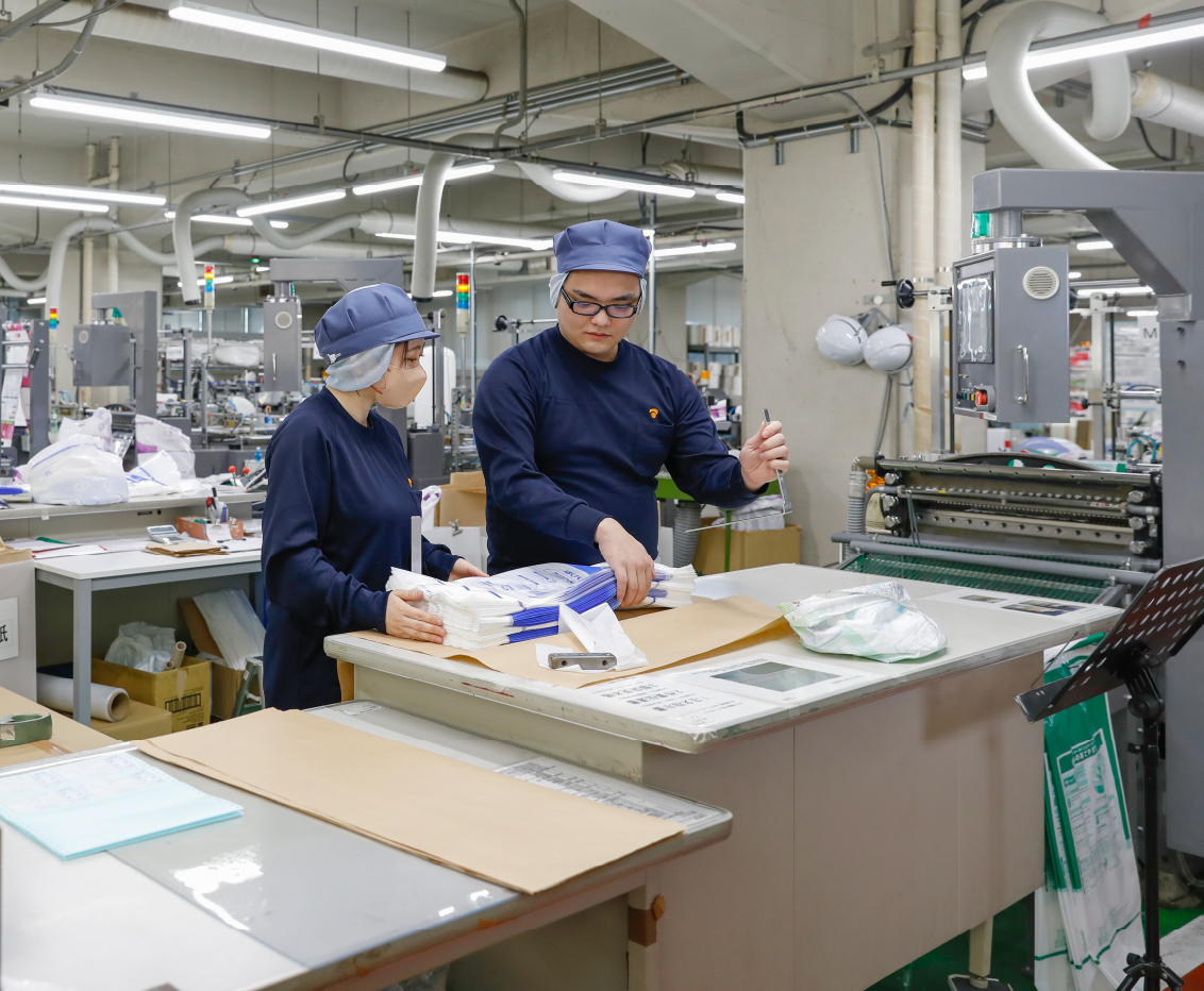 直近の事業年度における女性労働者の就業継続率80%以上
